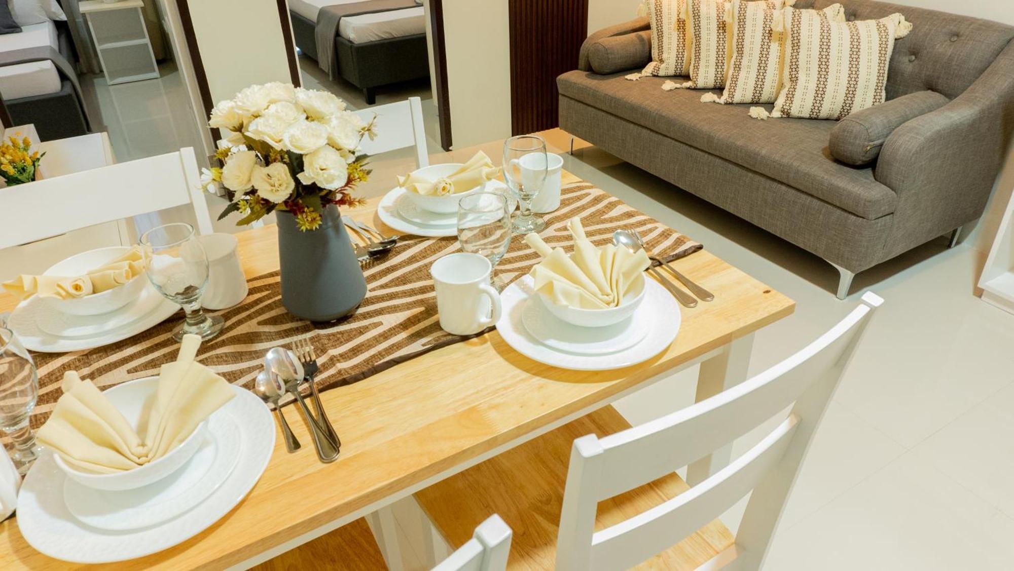 Palawan Modern Living In A Thoughtfully Designed Staycation Near Airport - B1 5Kunzite Puerto Princesa Екстериор снимка